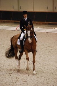 全日本内国産馬選手権 優勝 佐渡一毅&スイングユタカ 全日本内国産馬選手権 優勝 佐渡一毅&スイングユタカ